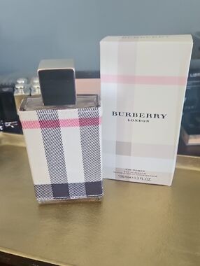 Burberry Women’s  – Pink and Black Plaid Bottle